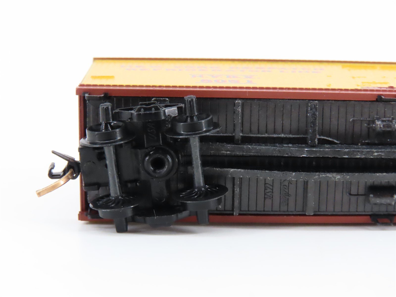 N Scale Kadee Micro-Trains MTL 47080 NYDX New York Despatch 40' Reefer #8051