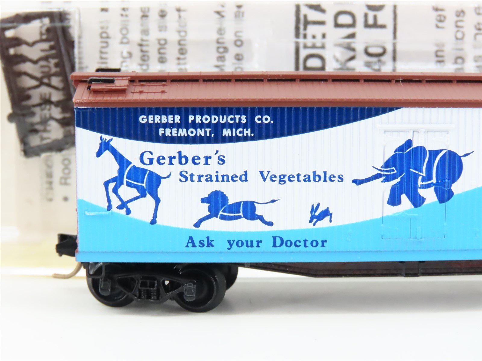 N Scale Kadee Micro-Trains MTL 49330 GSVX Gerber 40' Wood Reefer #1002