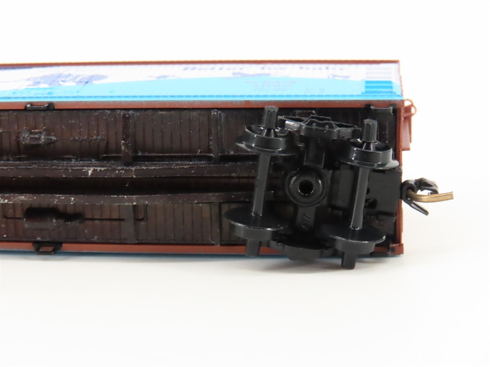 N Scale Kadee Micro-Trains MTL 49330 GSVX Gerber 40' Wood Reefer #1002