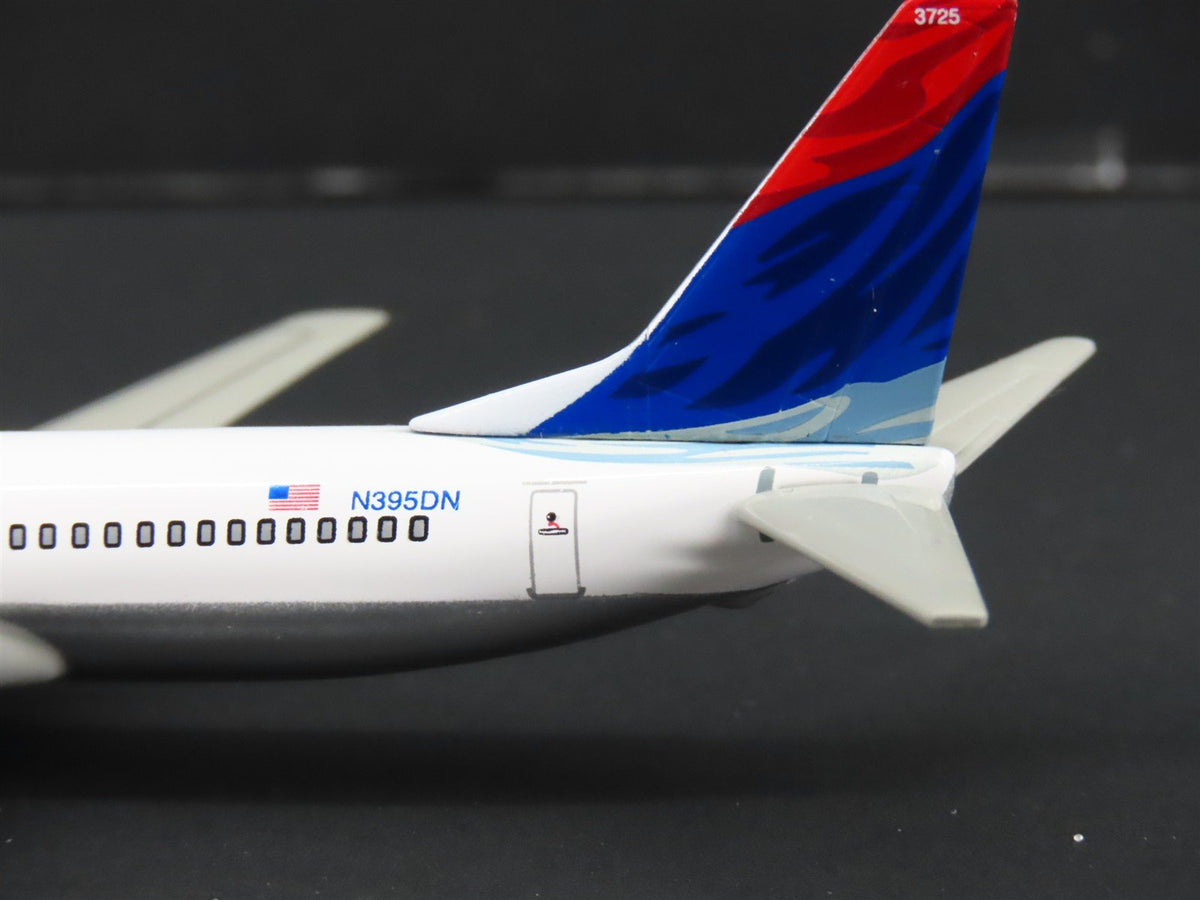 1:400 Dragon Wings Premiere 55246 Die-Cast Delta Shuttle Boeing 737-832 Airliner