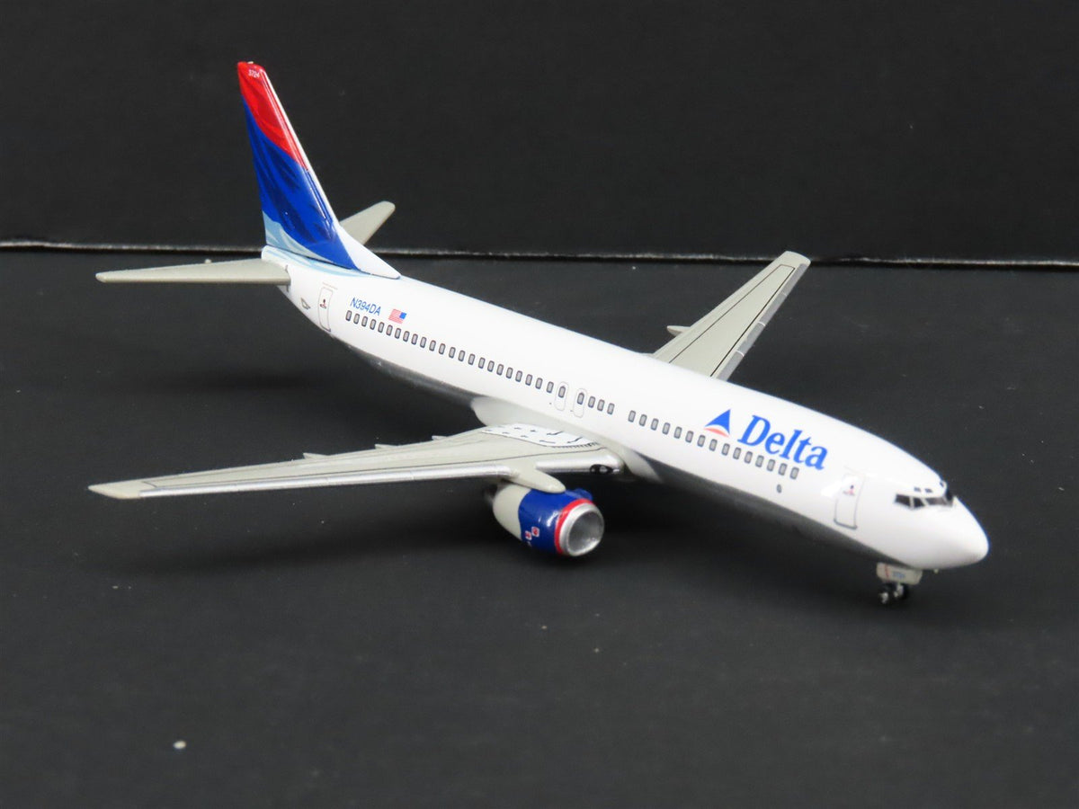 1:400 Dragon Wings Premiere 55246 Die-Cast Delta Shuttle Boeing 737-832 Airliner