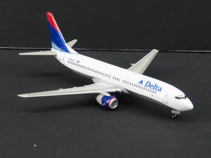 1:400 Dragon Wings Premiere 55246 Die-Cast Delta Shuttle Boeing 737-832 Airliner