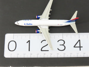 1:400 Dragon Wings Premiere 55246 Die-Cast Delta Shuttle Boeing 737-832 Airliner