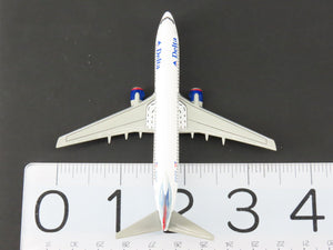 1:400 Dragon Wings Premiere 55246 Die-Cast Delta Shuttle Boeing 737-832 Airliner
