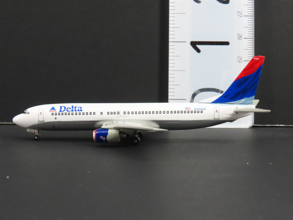1:400 Dragon Wings Premiere 55246 Die-Cast Delta Shuttle Boeing 737-832 Airliner