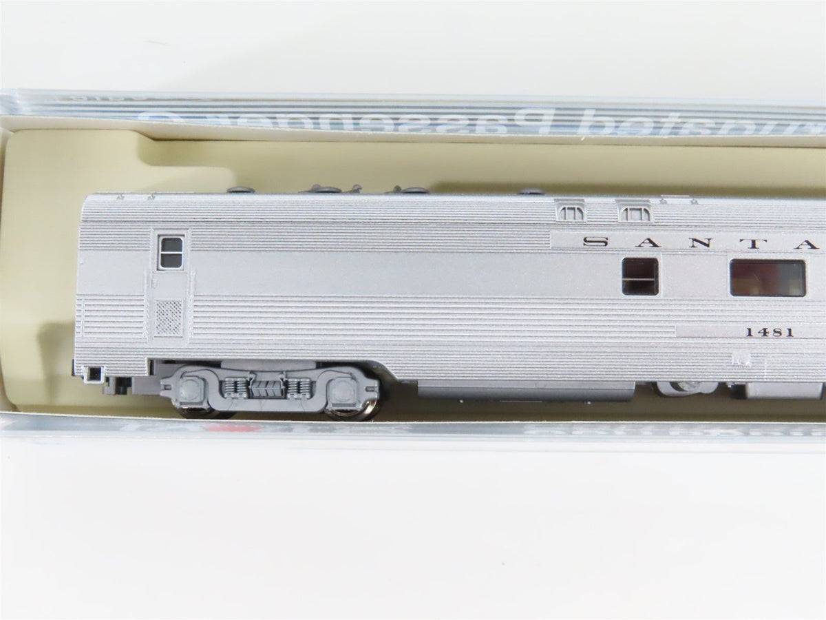 N KATO 106-1502 ATSF RPO, Diner, Slumbercoach &amp; Observation Passenger Set A