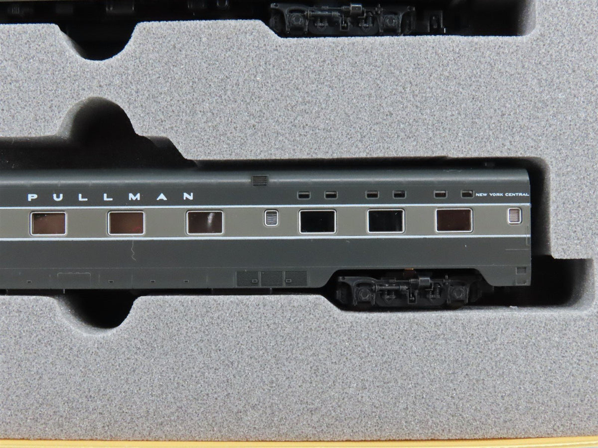 N Scale KATO 106-023 NYC Railroad Coaches, Sleeper, &amp; Baggage Passenger Set of 4