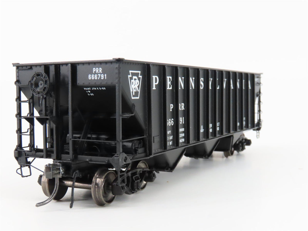 HO Scale Arrowhead ARR-1005-30 PRR Pennsylvania Railroad 3-Bay Hopper #666791