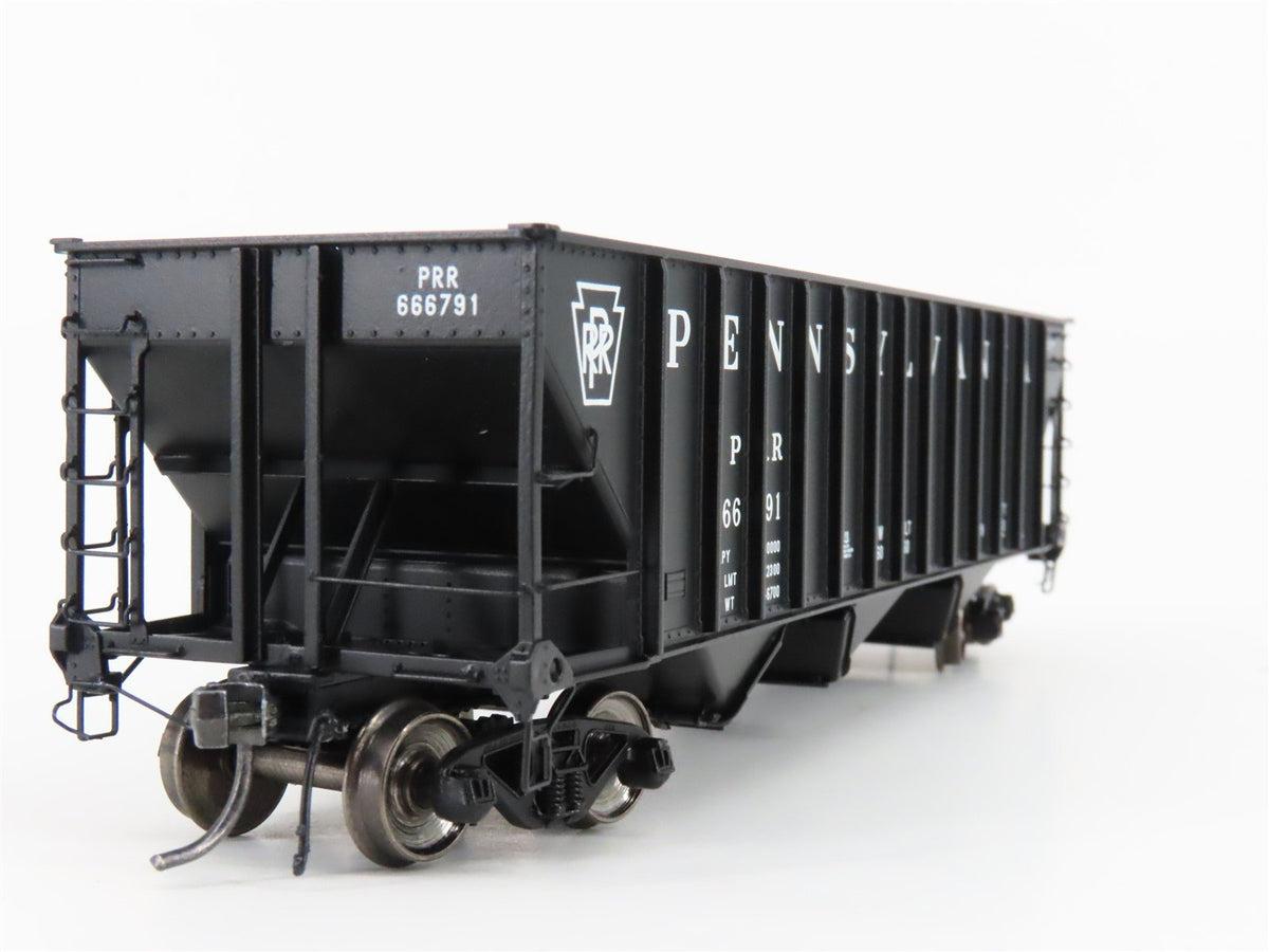 HO Scale Arrowhead ARR-1005-30 PRR Pennsylvania Railroad 3-Bay Hopper #666791