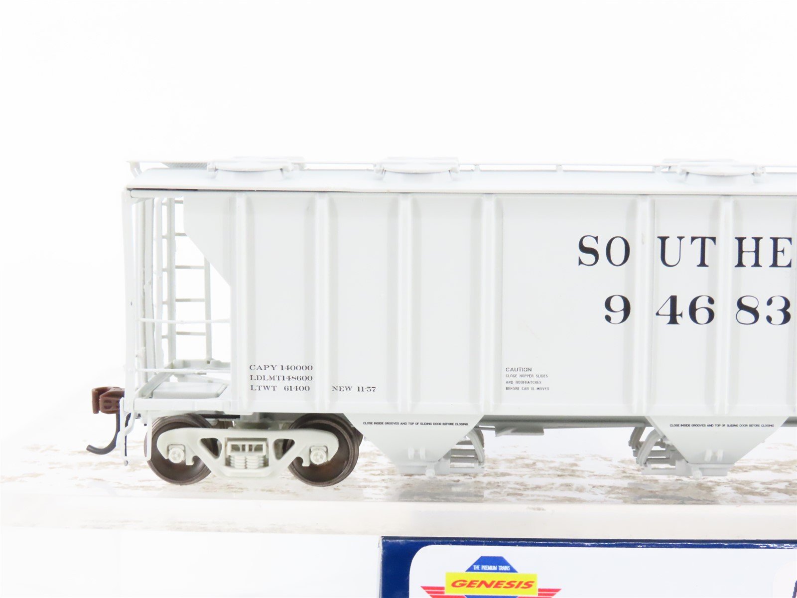 HO Scale Athearn Genesis ATHG73610 SOU Southern Railroad 3-Bay Hopper #94683