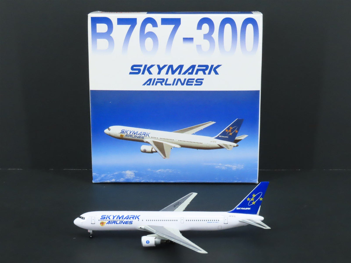 1:400 Dragon Wings Premiere 55374 Die-Cast Skymark Airlines B767-300 Airliner
