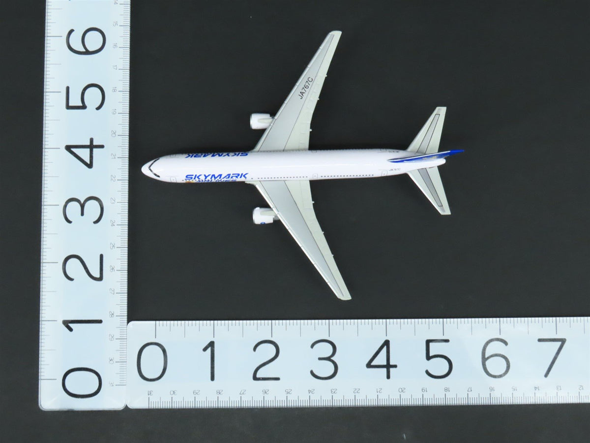 1:400 Dragon Wings Premiere 55374 Die-Cast Skymark Airlines B767-300 Airliner