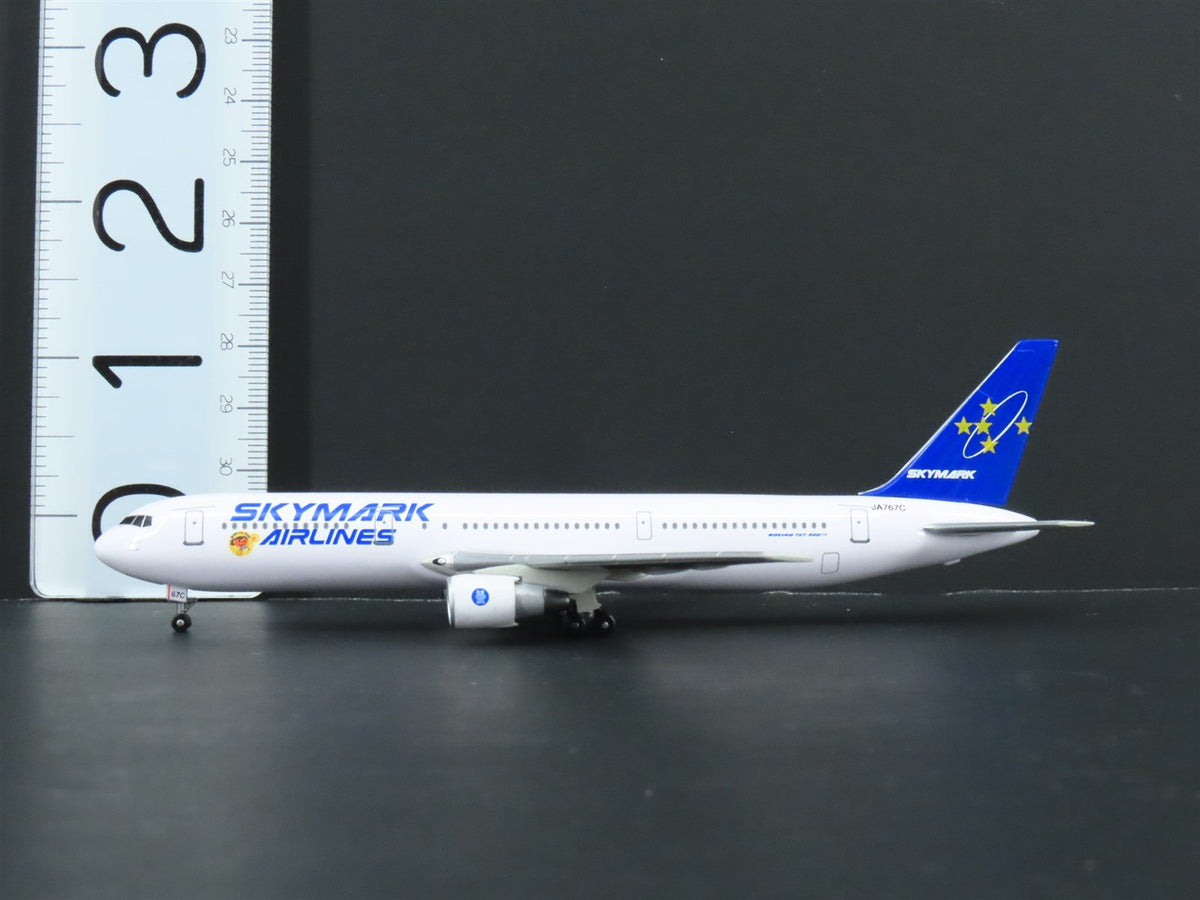 1:400 Dragon Wings Premiere 55374 Die-Cast Skymark Airlines B767-300 Airliner