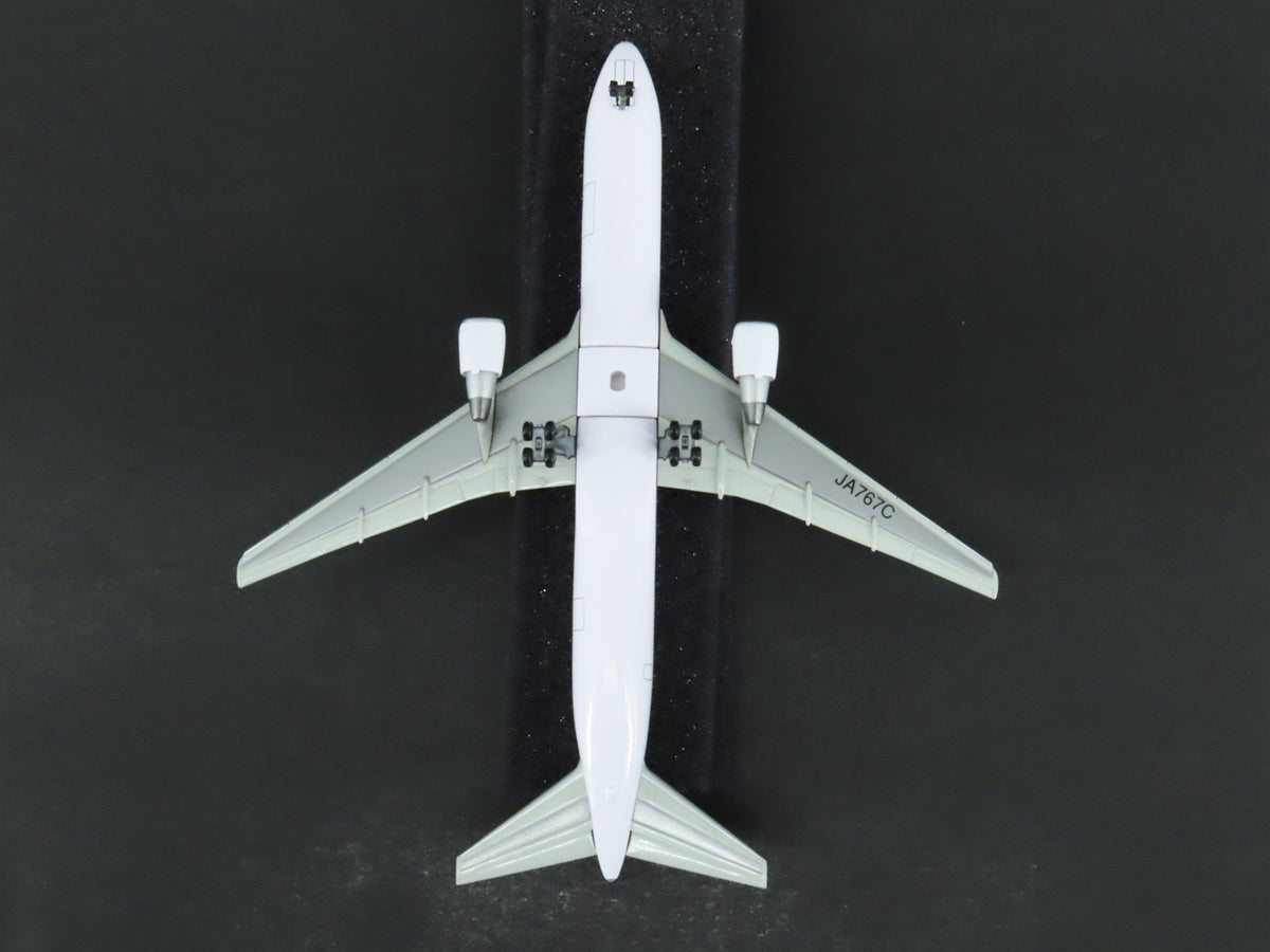 1:400 Dragon Wings Premiere 55374 Die-Cast Skymark Airlines B767-300 Airliner