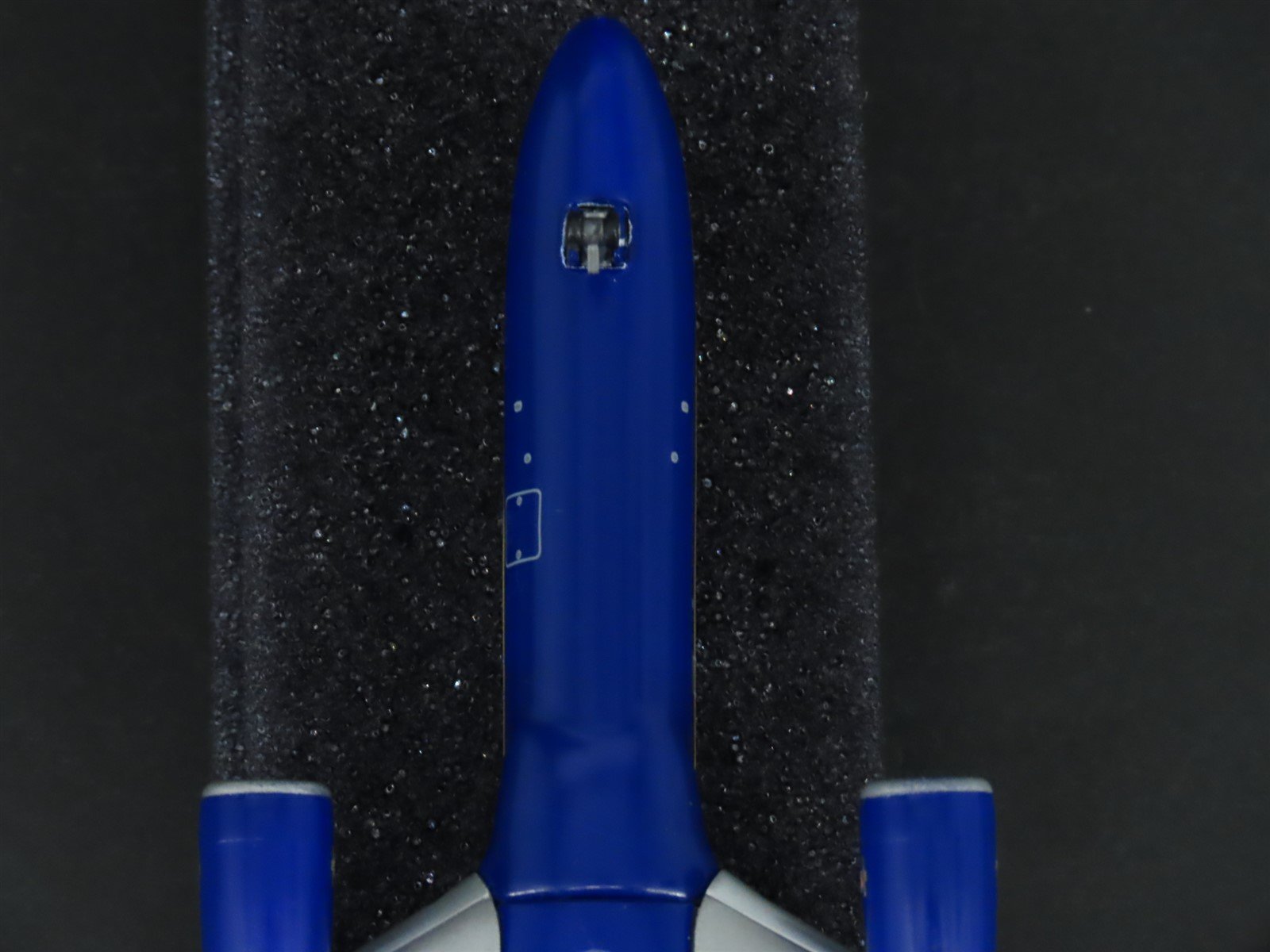 1:400 Dragon Wings Premiere 55450 Die-Cast North American B757-200 Airliner