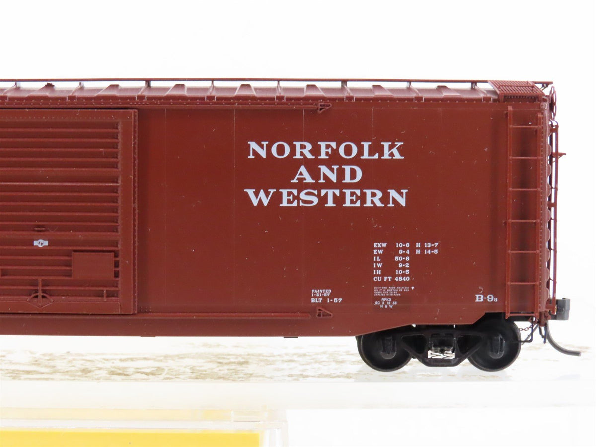 HO Scale Kadee 6005 N&amp;W Norfolk &amp; Western 50&#39; Single Door Box Car #54821