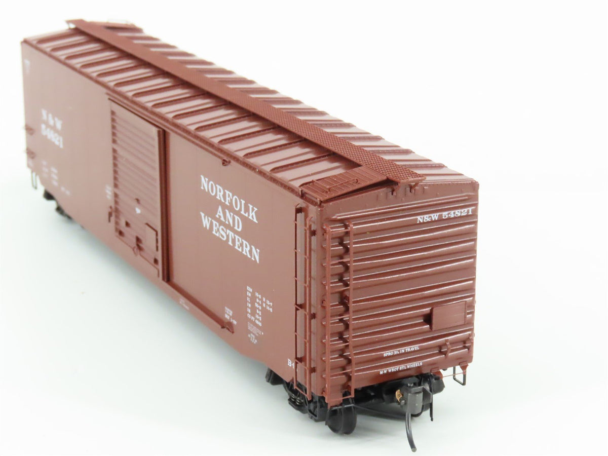 HO Scale Kadee 6005 N&amp;W Norfolk &amp; Western 50&#39; Single Door Box Car #54821