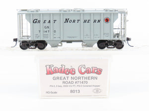 HO Scale Kadee 8013 GN Great Northern Railway 2-Bay Covered Hopper #71470
