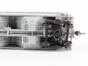HO Scale Kadee 8013 GN Great Northern Railway 2-Bay Covered Hopper #71470