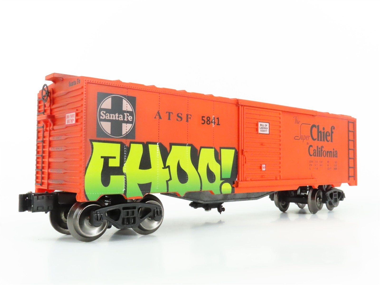 O Gauge 3-Rail Menards Gold Line 279-5776 ATSF Chief Box Car #5841 w/ Graffiti