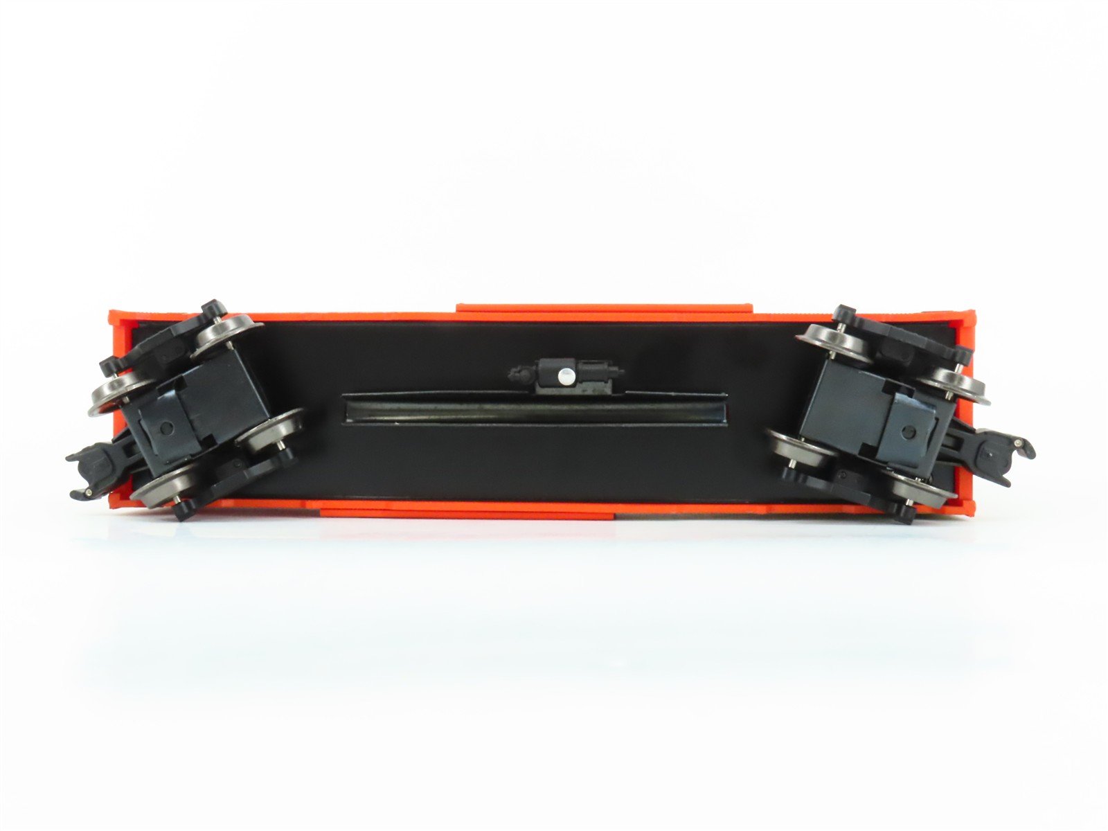 O Gauge 3-Rail Menards Gold Line 279-5776 ATSF Chief Box Car #5841 w/ Graffiti