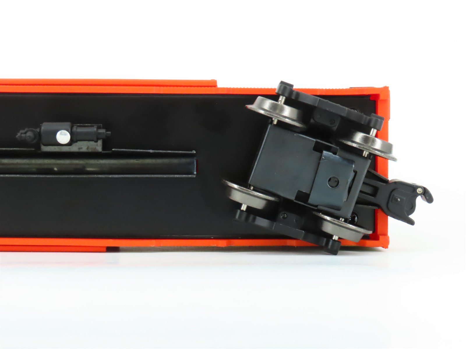 O Gauge 3-Rail Menards Gold Line 279-5776 ATSF Chief Box Car #5841 w/ Graffiti