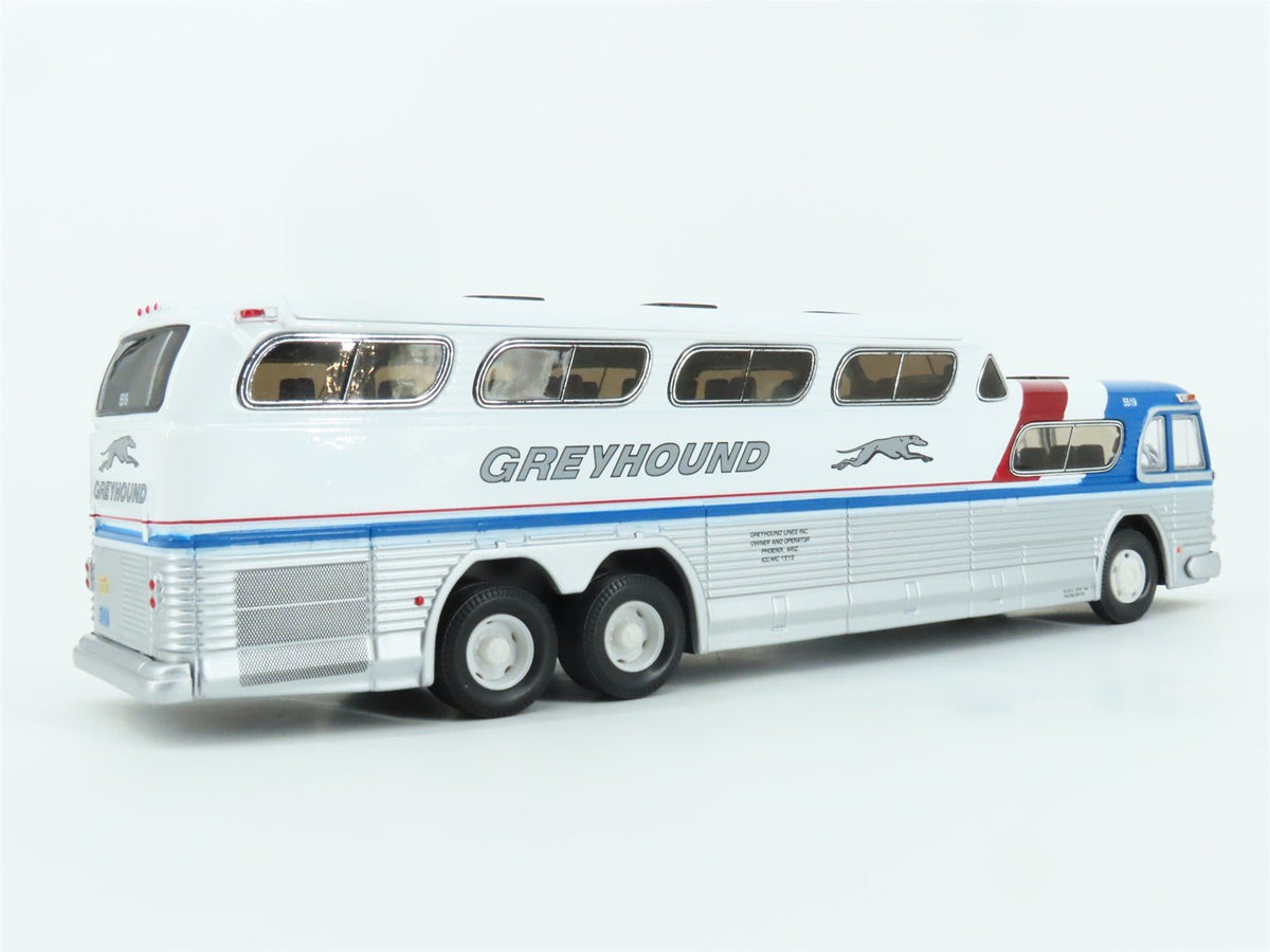 1:50 Corgi US54415 Die-Cast GM 4501 Greyhound Scenicruiser Dest San Francisco
