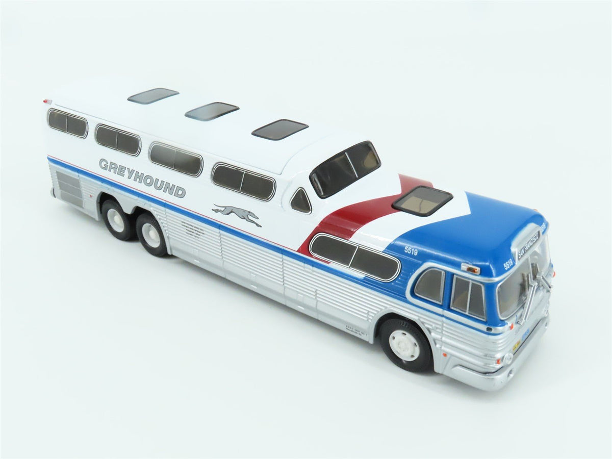 1:50 Corgi US54415 Die-Cast GM 4501 Greyhound Scenicruiser Dest San Francisco
