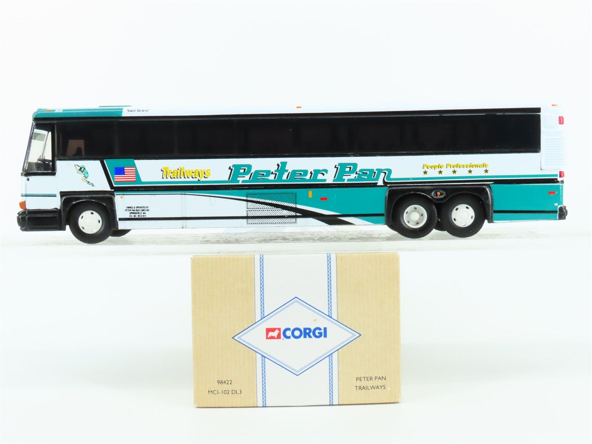 1:50 Scale Corgi 98422 Die-Cast Peter Pan MCI-102 DL3 Trailways Bus