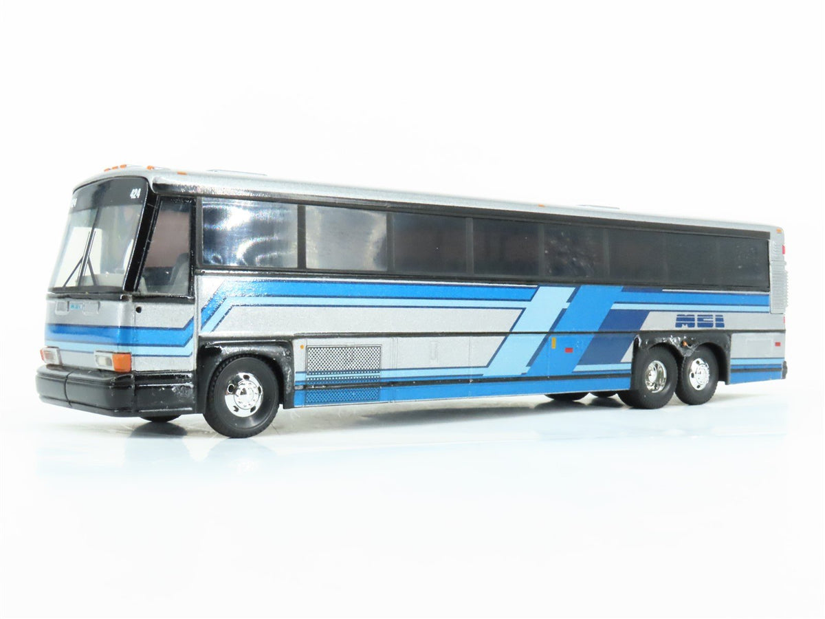 1:50 Scale Corgi 98421 Die-Cast Demonstration MCI-102 DL3 Bus