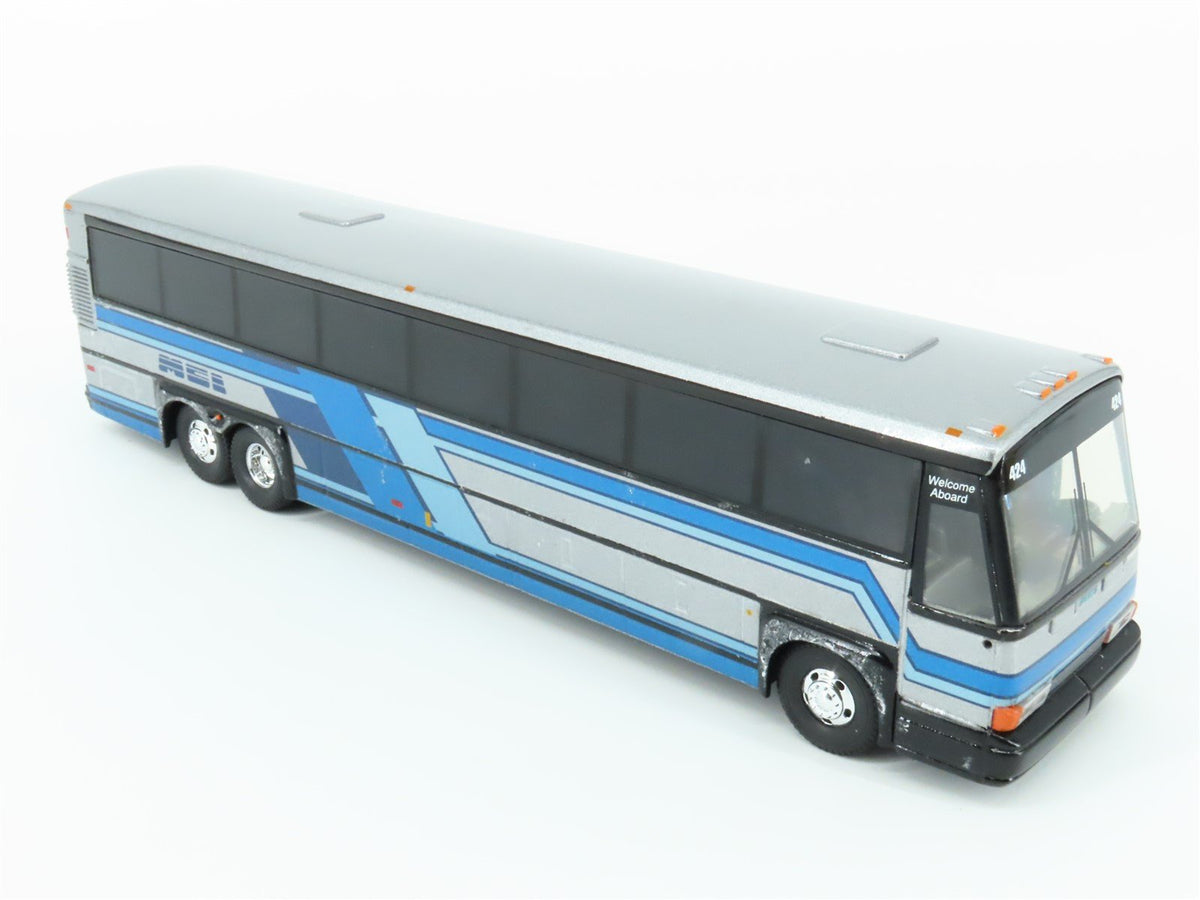 1:50 Scale Corgi 98421 Die-Cast Demonstration MCI-102 DL3 Bus