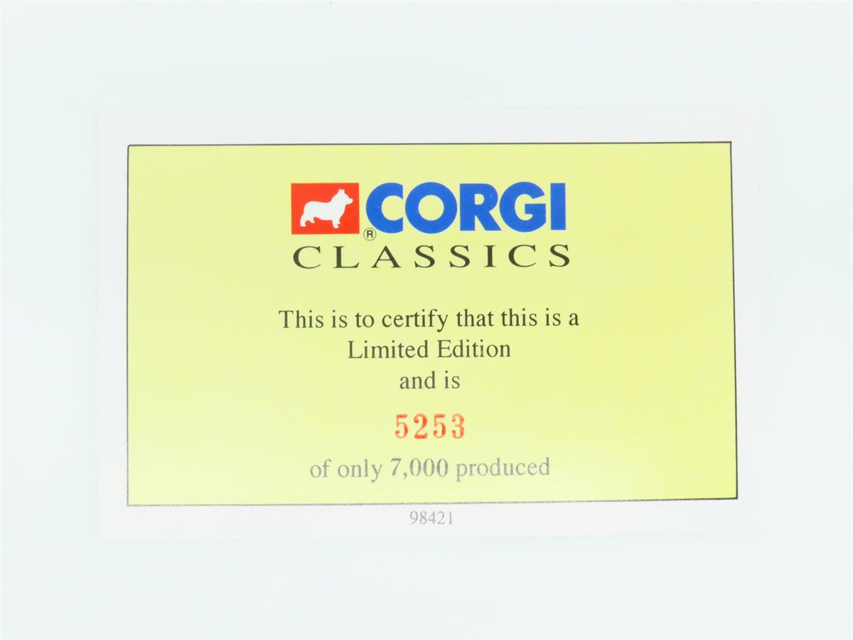 1:50 Scale Corgi 98421 Die-Cast Demonstration MCI-102 DL3 Bus