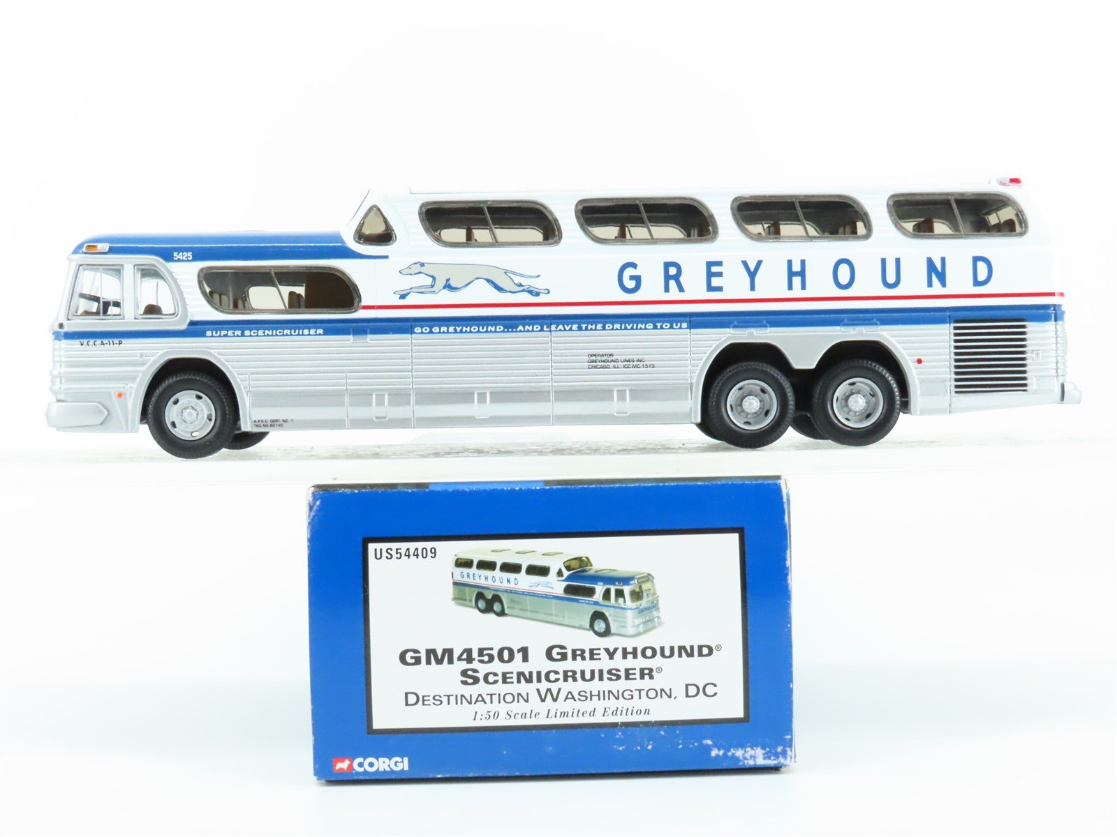1:50 Corgi US54409 Die-Cast GM 4501 Greyhound Scenicruiser Dest Washington DC