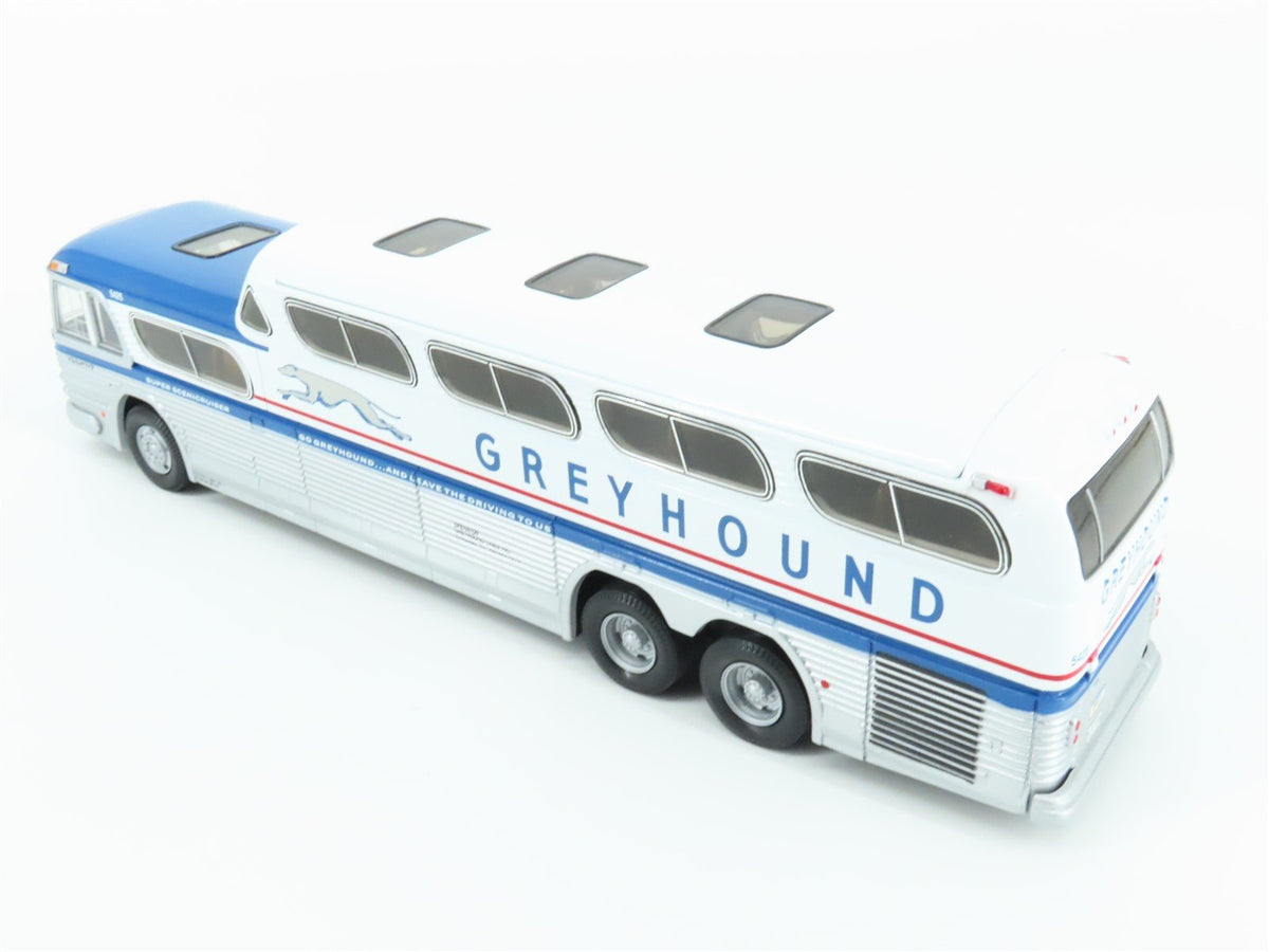 1:50 Corgi US54409 Die-Cast GM 4501 Greyhound Scenicruiser Dest Washington DC