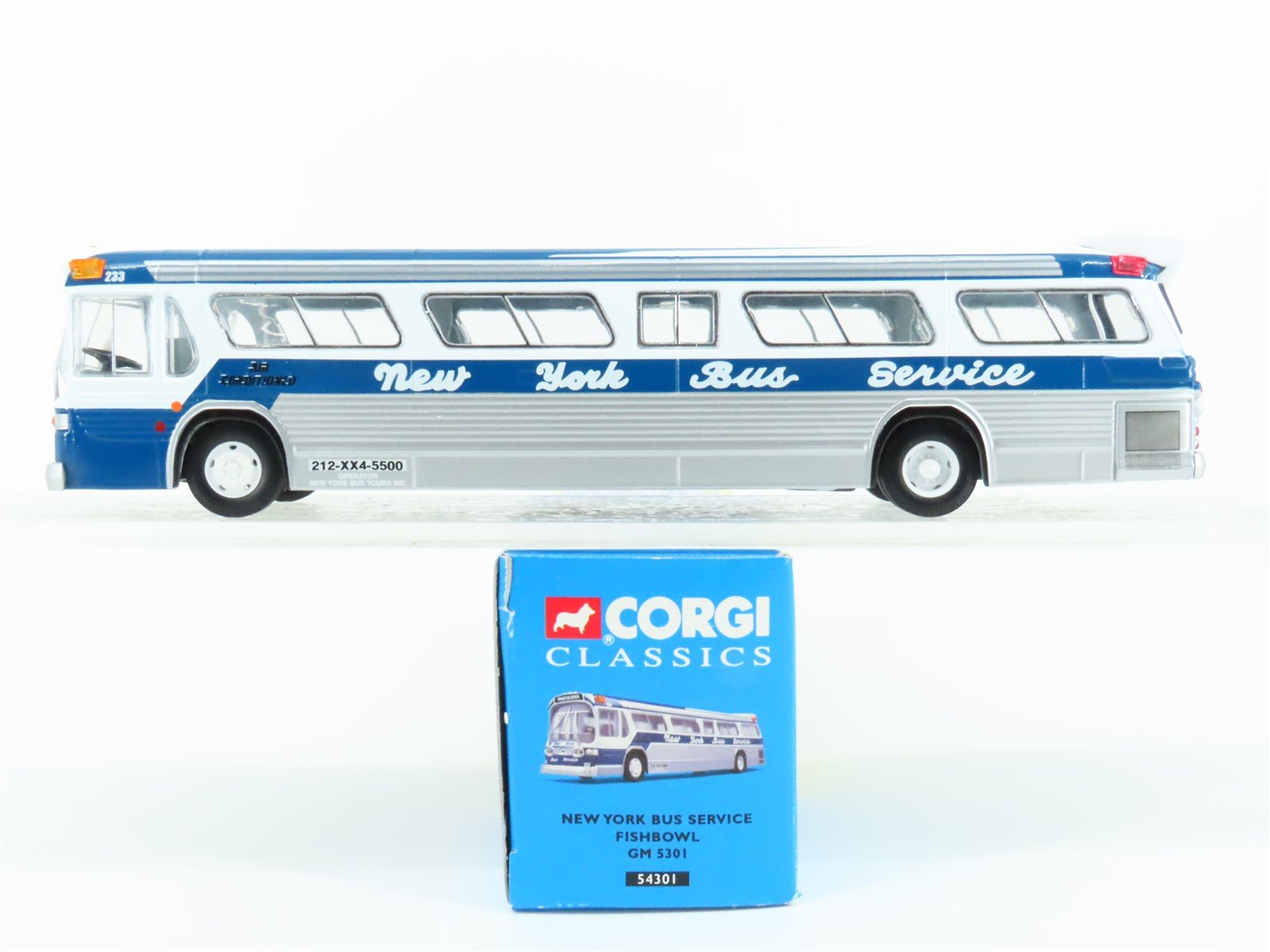 1:50 Scale Corgi 54301 Die-Cast GM 5301 New York Service Fishbowl Bus