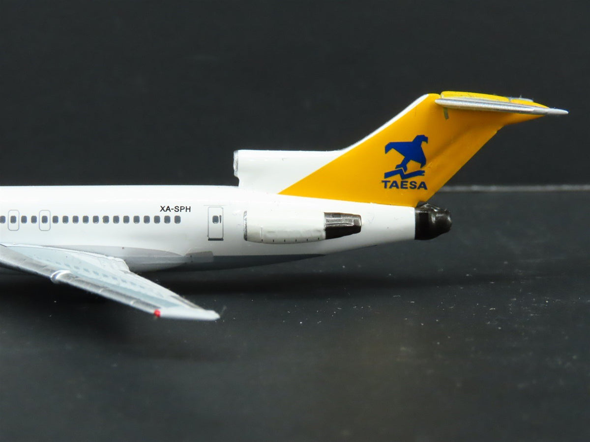 1:400 Scale Aero/Latin Classics Die-Cast Taesa Boeing B727-290 Airliner XA-SPH