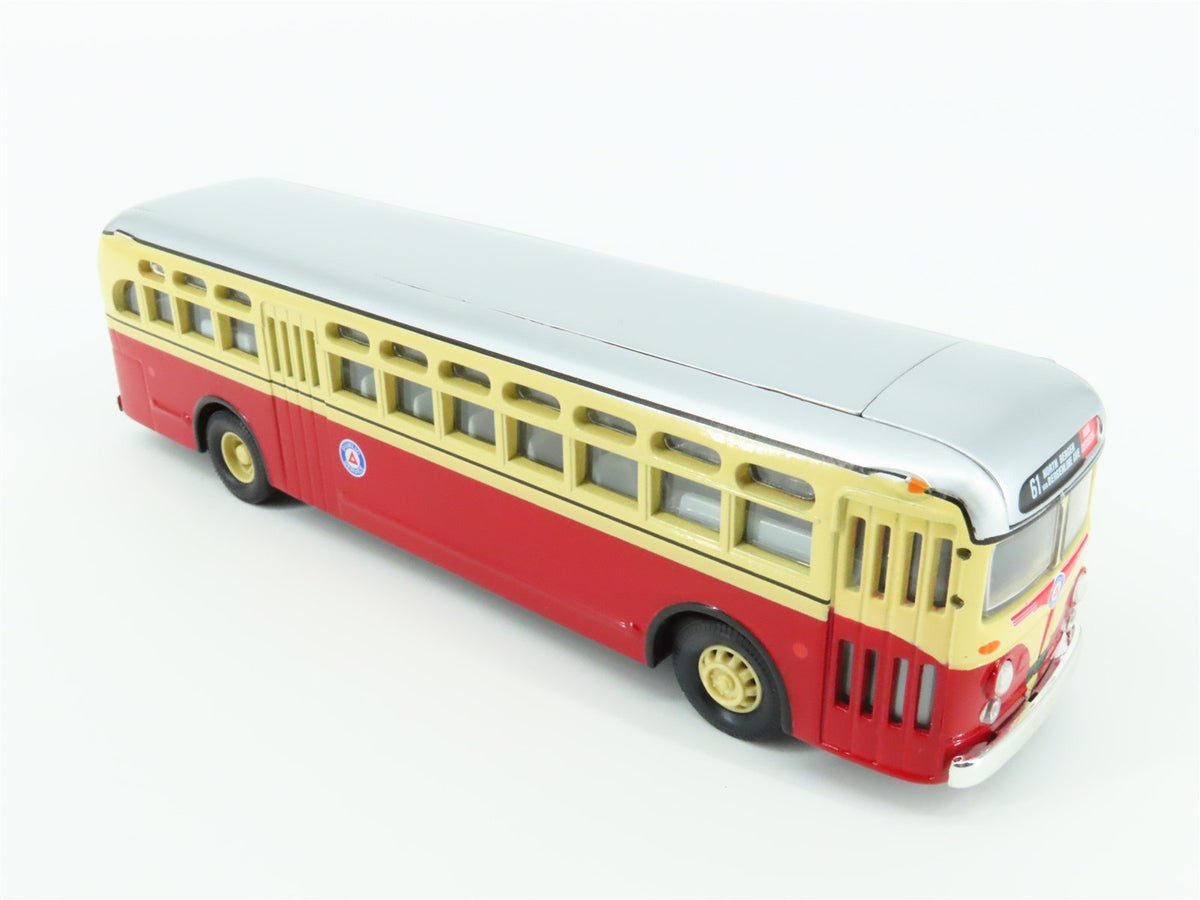 1:50 Scale Corgi 54005 Die-Cast GM 4502 Public Service Bus