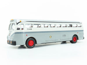 1:50 Scale Corgi 98467 Die-Cast Yellow Coach 743 Public Service New Jersey Bus