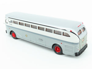 1:50 Scale Corgi 98467 Die-Cast Yellow Coach 743 Public Service New Jersey Bus