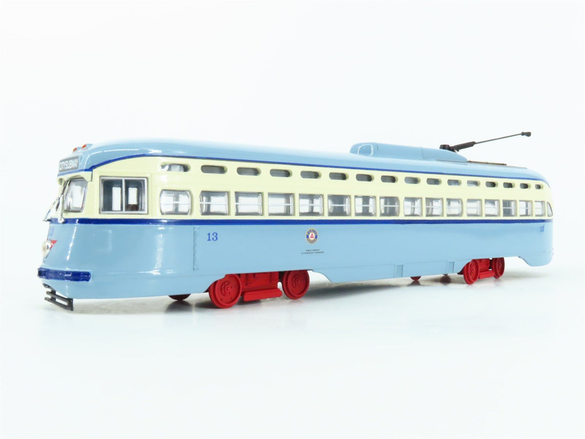1:50 Scale Corgi 55016 Die-Cast PCC Newark/PSNJ Trolley UNPOWERED