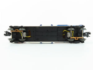O Gauge 3-Rail Lionel 6-26777 Flag Single Door Box Car #26777 w/ Lights