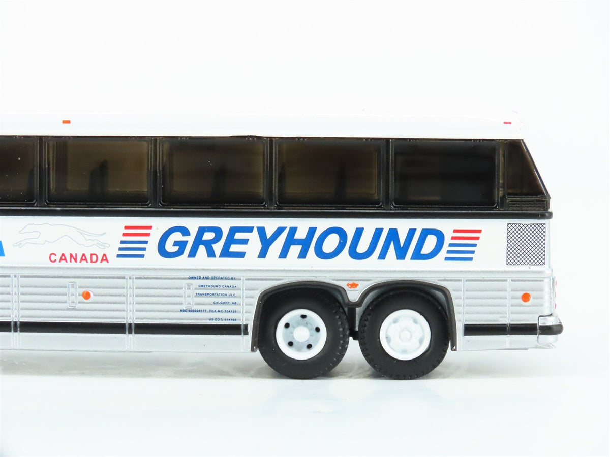 1:87 Iconic Replicas 87-0341-B Die-Cast Greyhound Canada Tribute 5-Bus Set