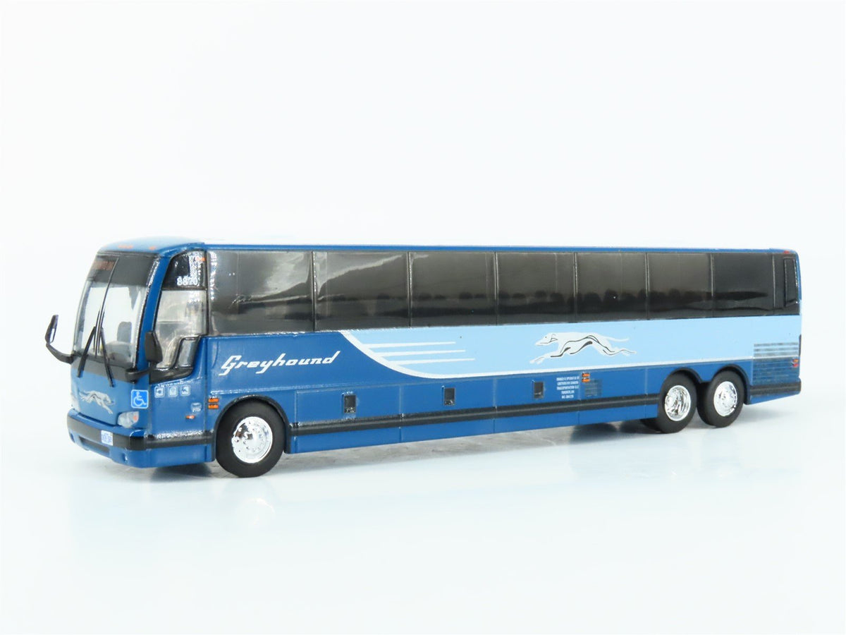 1:87 Iconic Replicas 87-0341-B Die-Cast Greyhound Canada Tribute 5-Bus Set
