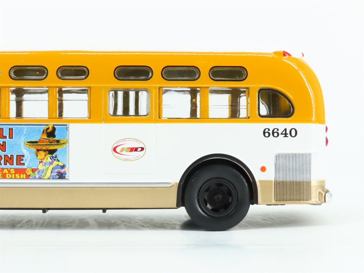 1:43 Iconic Replicas 43-0352 Die-Cast GM TDH 3610 Los Angeles Transit Lines Bus