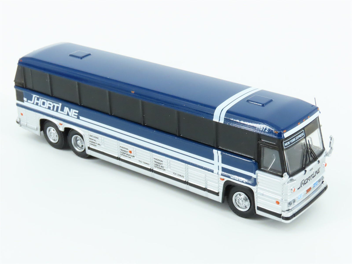 1:87 Iconic Replicas 87-0328 Die-Cast MCI MC-9 Shortline Crusader Intercity Bus