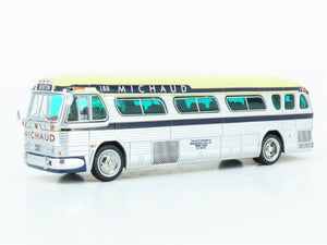 1:87 Iconic Replicas 87-0303 Die-Cast 1959 GM PD4104 Michaud Motorcoach Bus