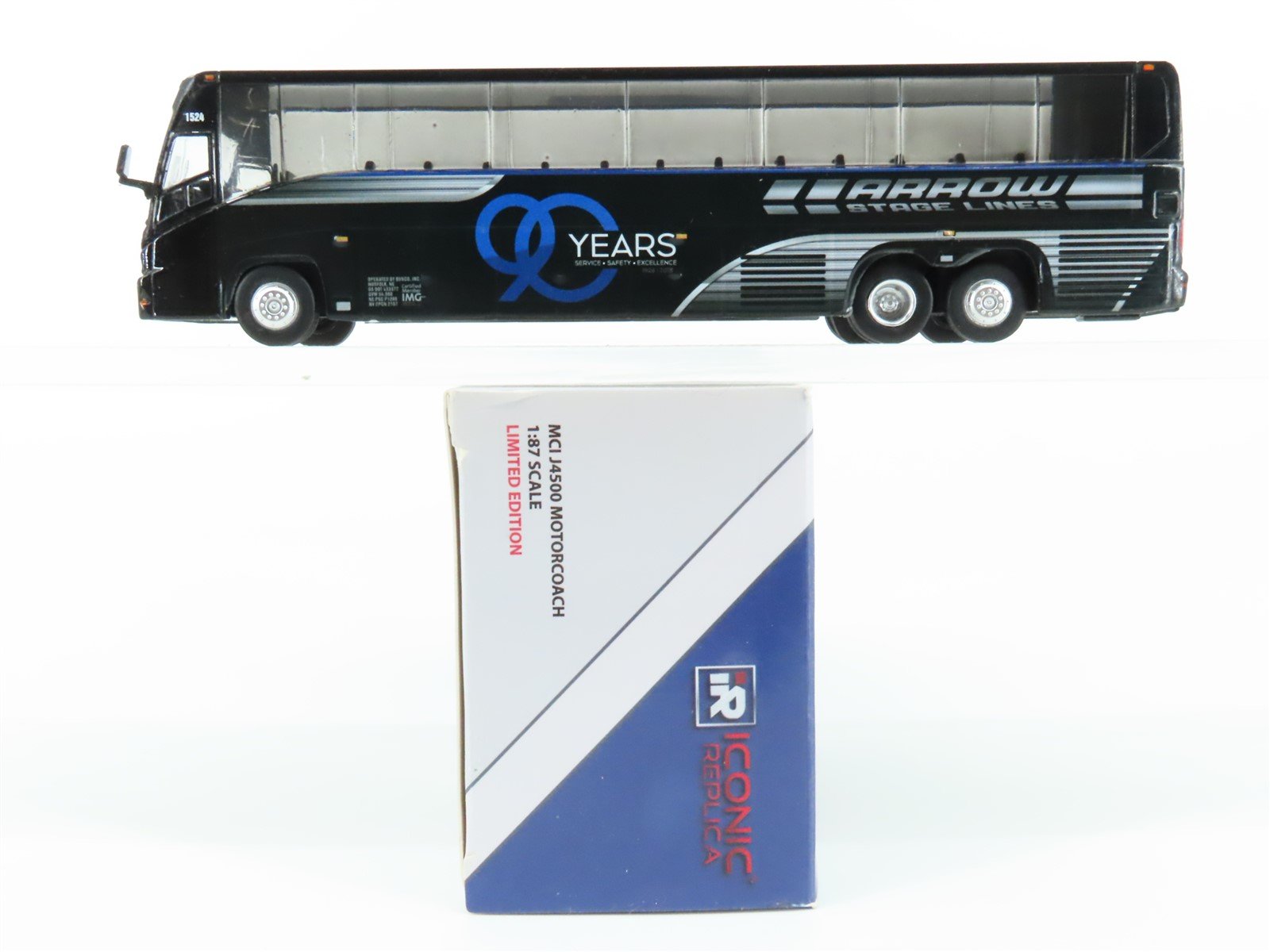1:87 Iconic Replicas 87-0110 Die-Cast Arrow 90th Anniversary MCI J4500 Bus