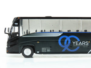 1:87 Iconic Replicas 87-0110 Die-Cast Arrow 90th Anniversary MCI J4500 Bus