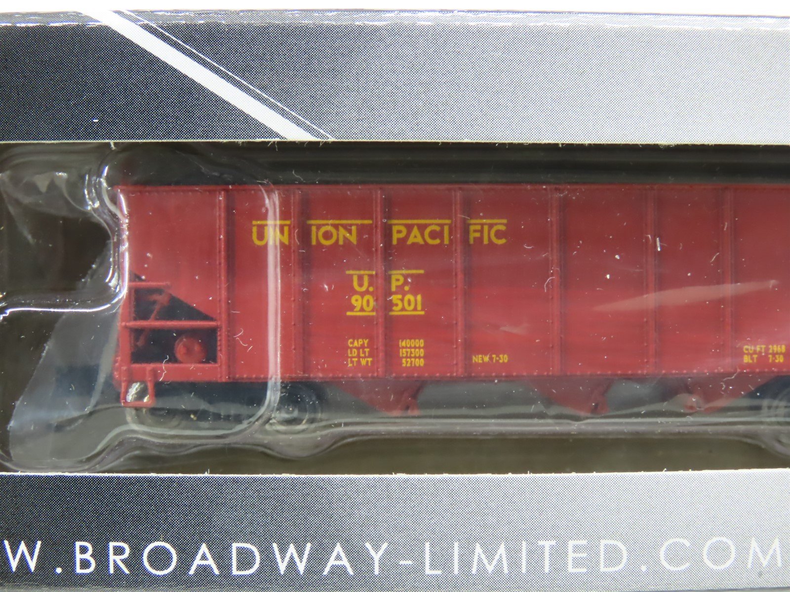 N Scale Broadway Limited BLI 3131 UP Union Pacific 3-Bay Hopper #90501 w/ Load