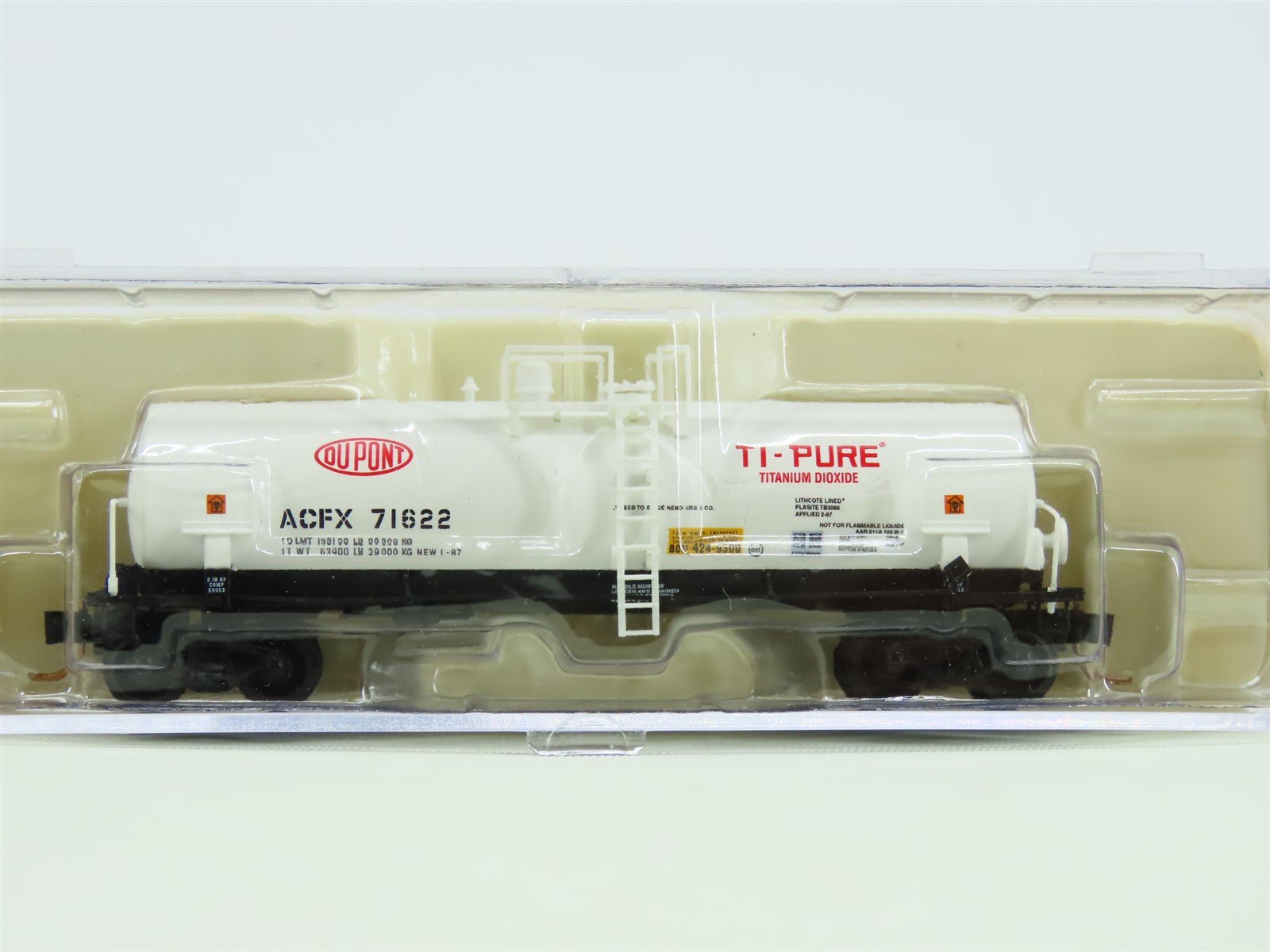 N Scale Atlas 34862 ACFX DuPont Ti-Pure Kaolin Tank Car #71622